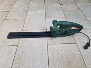 Tagliasiepe Elettrico Bosch