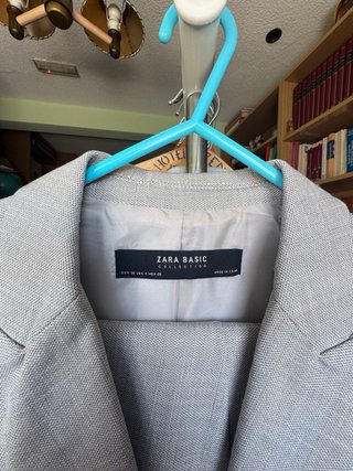 Traje Zara Chaqueta y Pantalón gris Talla S