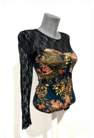 Blusa Guess Manga Larga Encaje Estampado