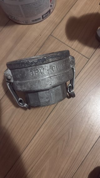Acople descarga carburante API