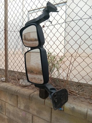Espejo Retrovisor Derecho de camion  Iveco Stralis