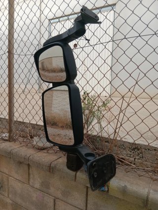 Espejo Retrovisor Derecho de camion  Iveco Stralis