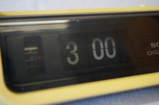 Reloj despertador Sony Digimatic 1970s