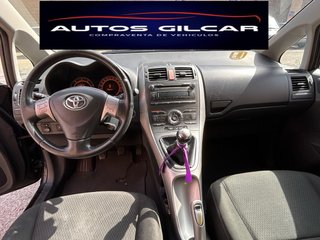 Toyota Auris 2.2 Sport 177cv, año 2007