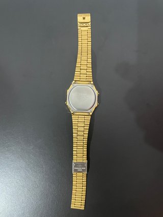 Reloj Casio Dorado Digital
