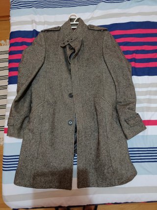 Abrigo largo hombre marrón y gris