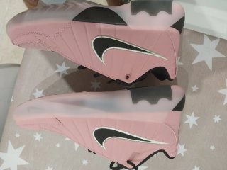 Zapatillas Baloncesto Rosa y Negro