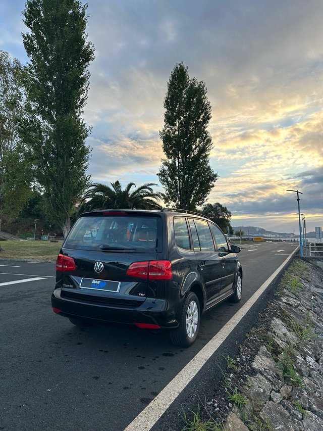 Volkswagen Touran 7 plazas 2012