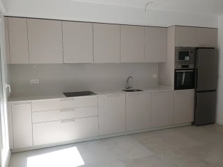 Fabricación de armarios y cocinas en general