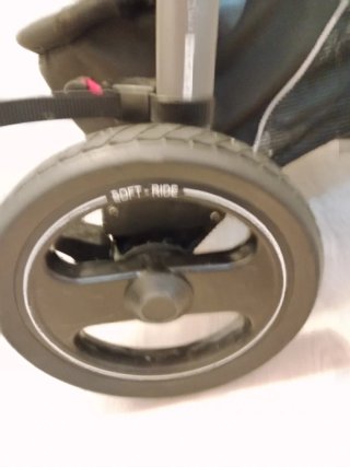 Carro de bebé Peg Perego con patinete