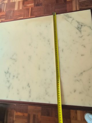 Mesa de salón antigua madera y mármol