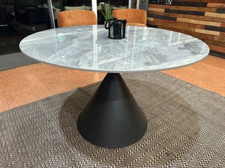 Mesa redonda efecto mármol 120cm