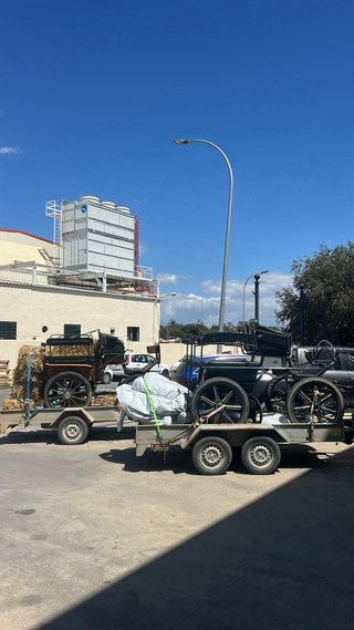 Alquiler de plataformas, bateas, remolques ligero.