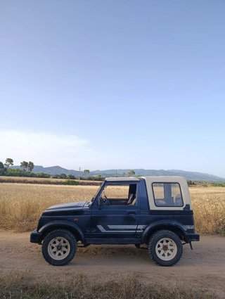 Suzuki Samurai 1990