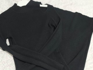 Vestidos rosa  y Negro de punto con hombros descub
