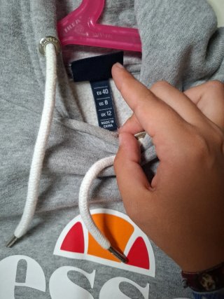 Sudadera Gris Ellesse Logo Medio