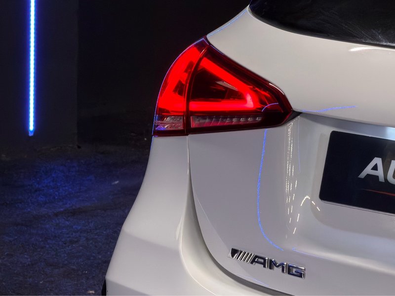 Mercedes-Benz Clase A A 35 AMG 4MATIC+ (V177) 2021, foto 8