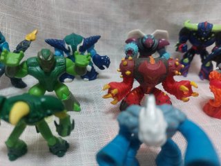 Lote Figuras Acción Gormiti
