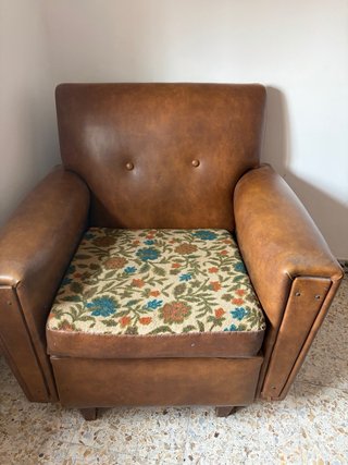 Sofá y sillones antiguos de los 70