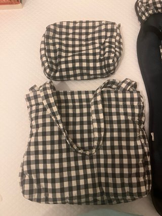 Funda coche bebé y bolso a juego con neceser