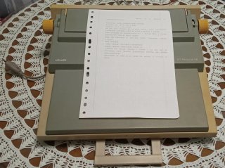 Máquina de escribir electrónica