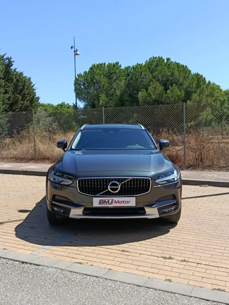 Volvo v90 2019, foto 2