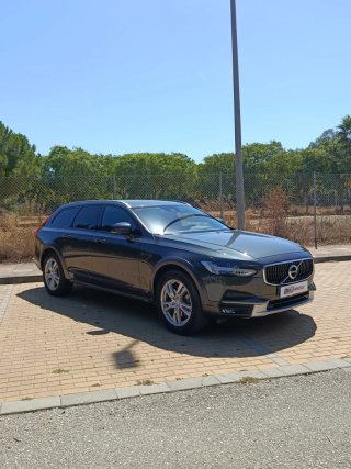 Volvo V90 Cross Country D4 AWD