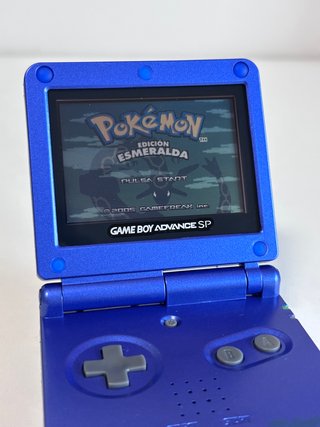 Game Boy Advance SP Pokemon