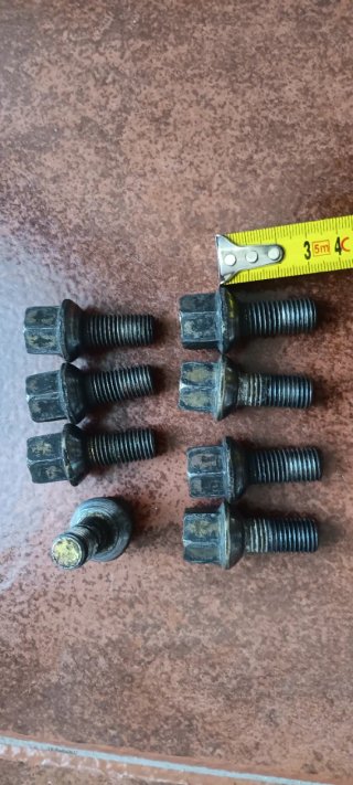 Tornillos llanta Seat Cordoba chapa