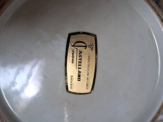 Sopera decorativa esmaltada porcelana
