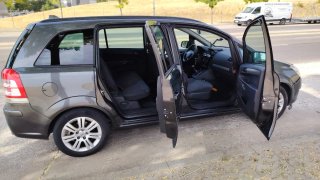 Opel Zafira 2012