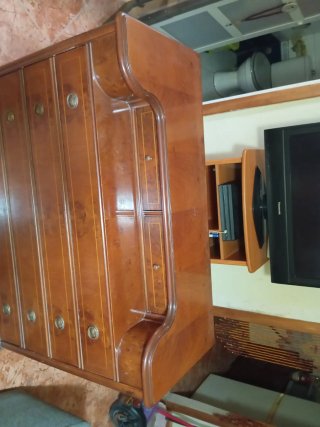 Cómoda+espejo  de madera