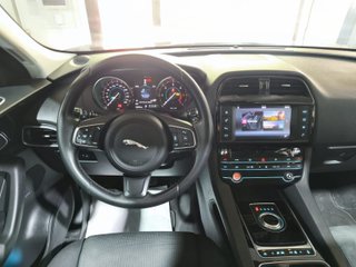 Jaguar F-Pace Jaguar F-Pace 2.0L i4D 120kW Prestige