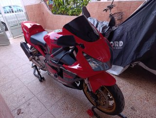 Honda CBR 954