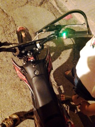 Minimoto Eléctrica Infantil Roja y Negra