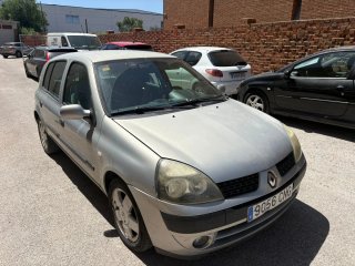 Renault Clio 2004