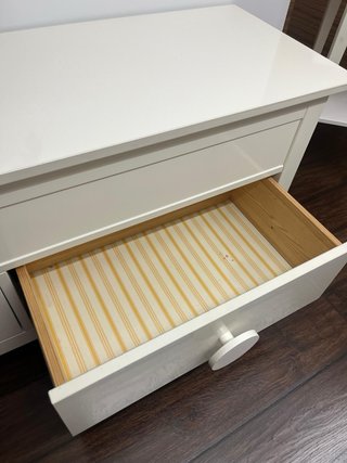 Cómoda baúl blanca Ikea