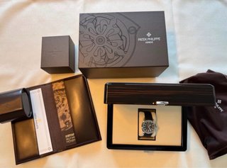 Patek Philippe Aquanaut Negro/Oro