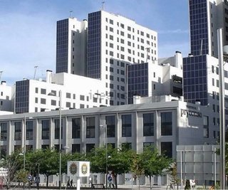 Plaza de garaje amplia para coche grande – Coslada
