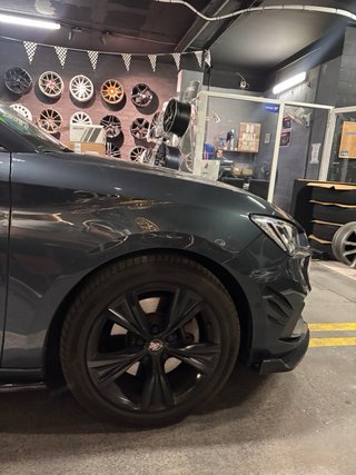Llantas Seat Leon FR con Neumáticos