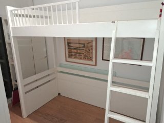 Cama alta blanca DM 212x105x200