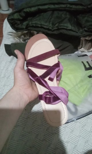 Sandalias terciopelo morado talla 40