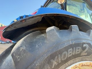 Tractor New Holland T7060
