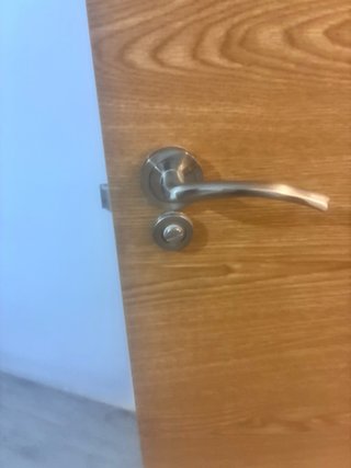 Puerta de dormitorio madera