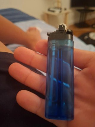 Mechero azul con llama (Negociable)
