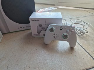 Xbox Series S 512GB + Controller + GameSir G7 SE
