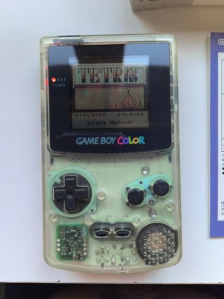 Nintendo Game Boy Color con caja