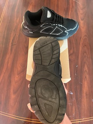 Zapatos Talla 42 con rozaduras