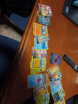 Cartas Pokémon Evolving Skies
