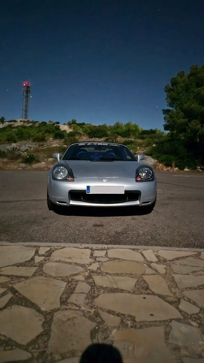 Toyota MR2 2000 - foto 1